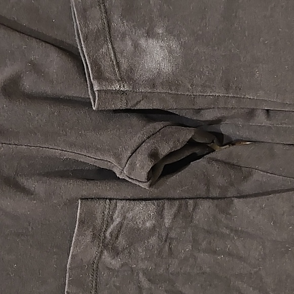 Motherhood Maternity Leggings - Picture 4 of 11